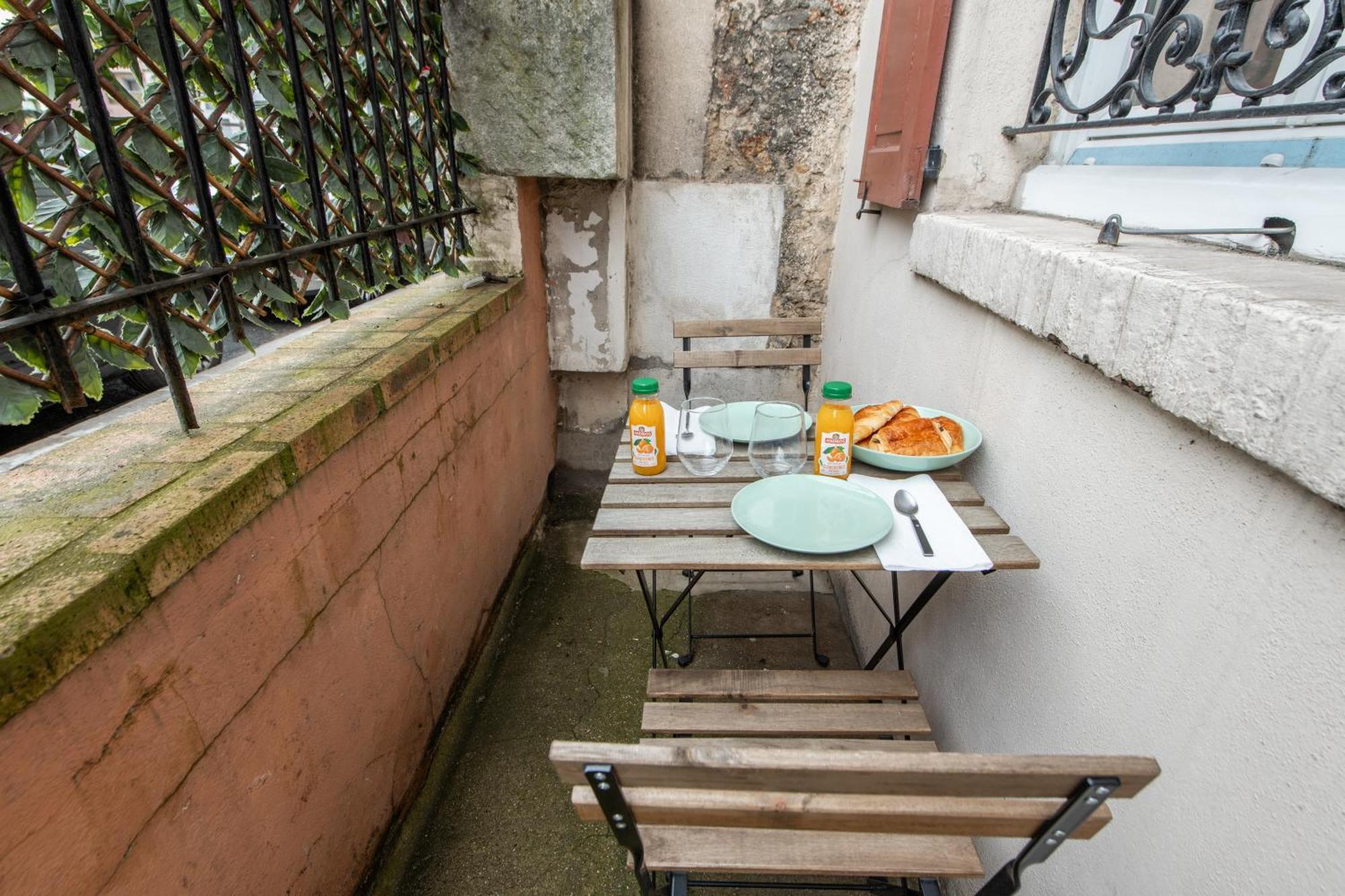 Spacious And Bright 2-Bedroom Large Apartment Very Close To Paris - Near Metro Boulogne-Billancourt Exterior photo